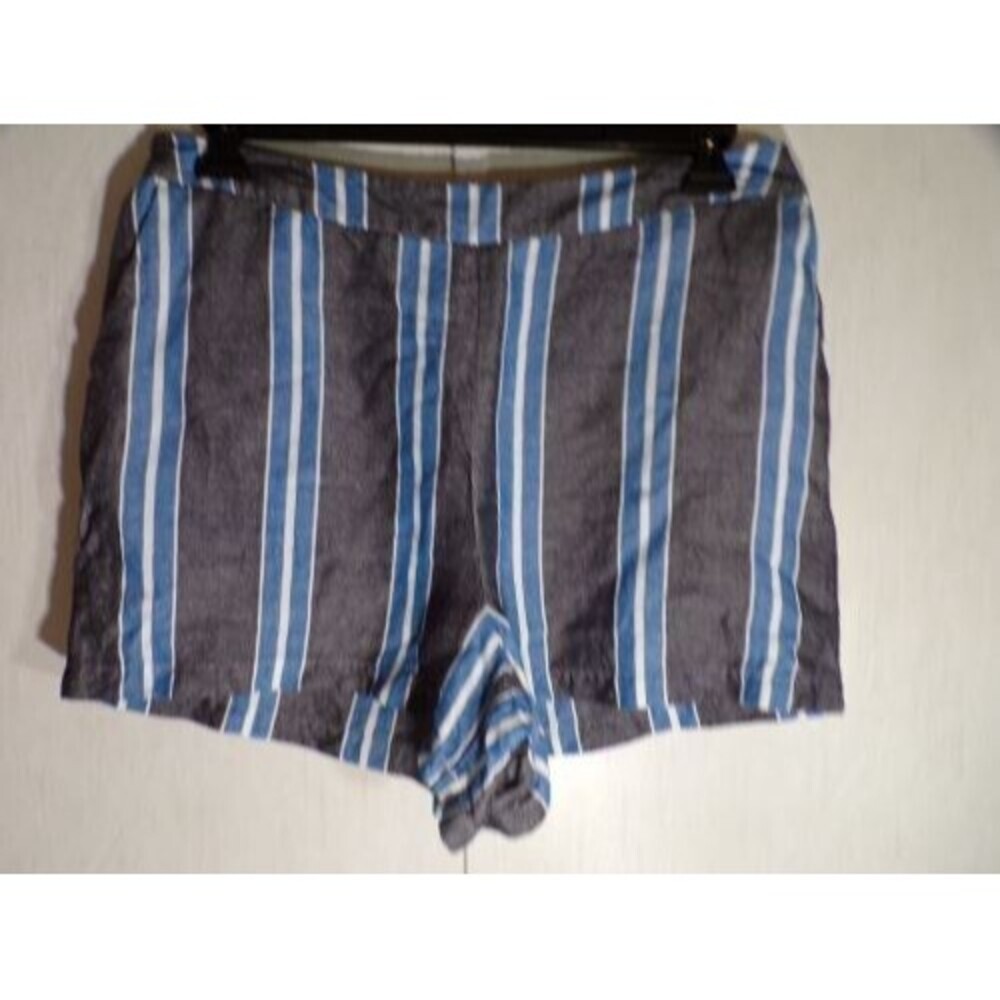 A New Day Womens Pull-On Shorts Large Linen Blend Gray Blue Striped Pockets